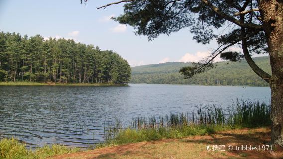 Cave Mountain Lake