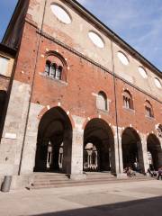 Piazza dei Mercanti