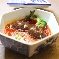 Yu Zhi Lan User Photo