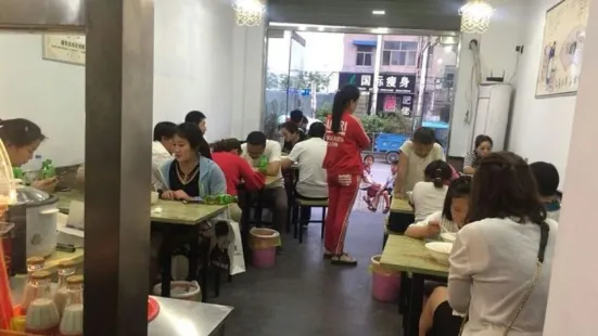 老上海餛飩鋪