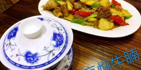 烏蘭舌尖上的面片
