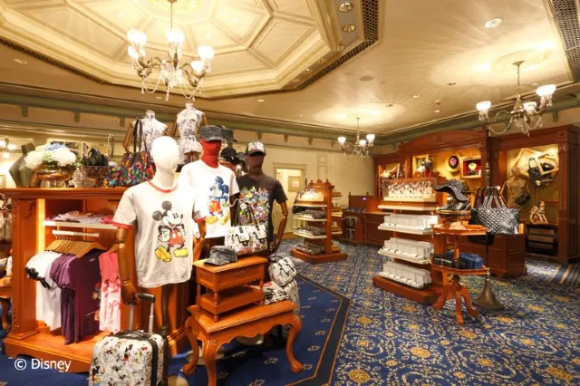 Make the Most of the Magic Day in Hong Kong Disneyland