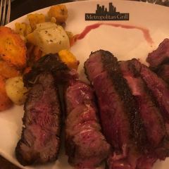 Metropolitan Grill 여행 사진