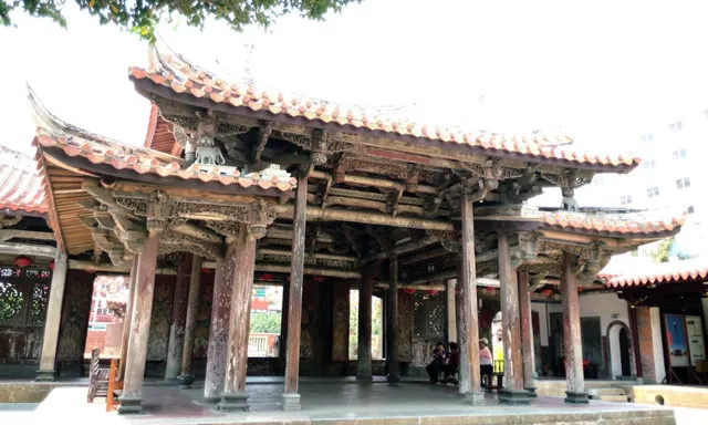 Nice Places Around Taiwan-Taichung, Experience The Artistic and Simple Atmosphere of Lukang Town
