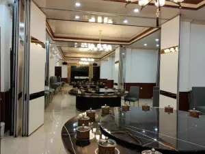 Squeezy Hot Pot Restaurant