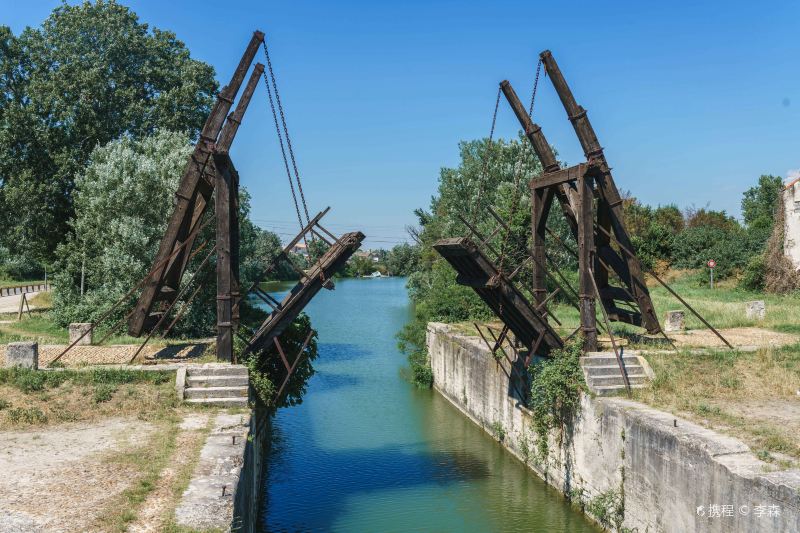 Langlois Bridge