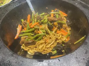 Tieguomen Noodles (jianshejie)