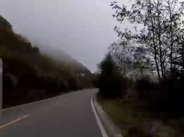 Dongla Mountain Canyon