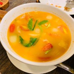 Eleven Two & Co. 여행 사진