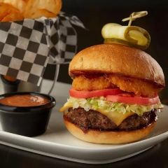 MR MIKES SteakhouseCasual User Photo