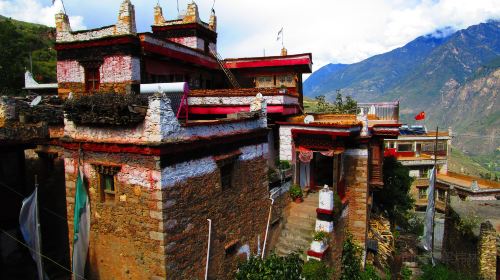 Jiaju Tibetan Village