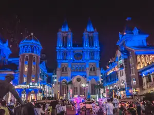 World City - Valley of Light Pedestrian Street