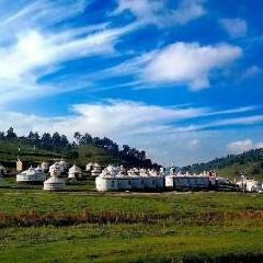 关山牧场曹师烤全羊 User Photo