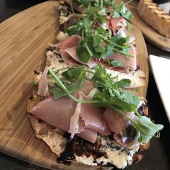 Yarrawood Cellar Door and Cafe User Photo