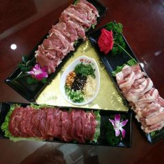 琼五美食城(巴青店) User Photo