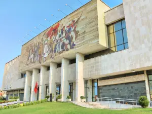 阿爾巴尼亞國家歷史博物館