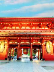 Hōzōmon Gate