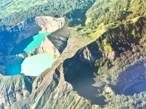 克里穆圖火山