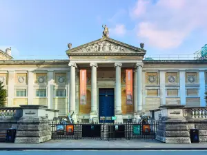 Ashmolean Museum