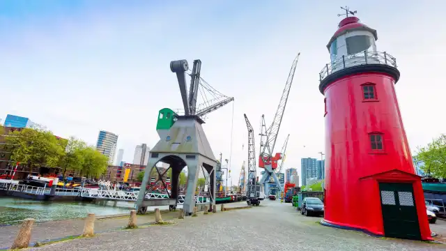 Hotels near Maritime Museum