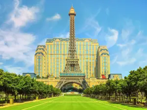 The Parisian Macao