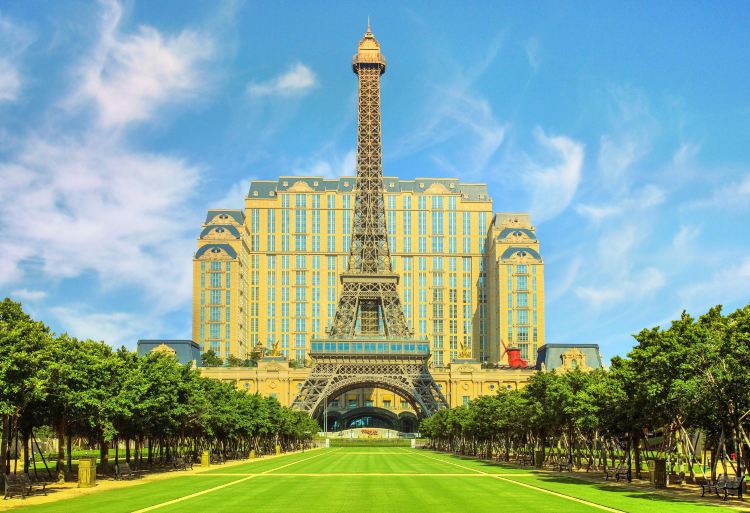 The Parisian Macao