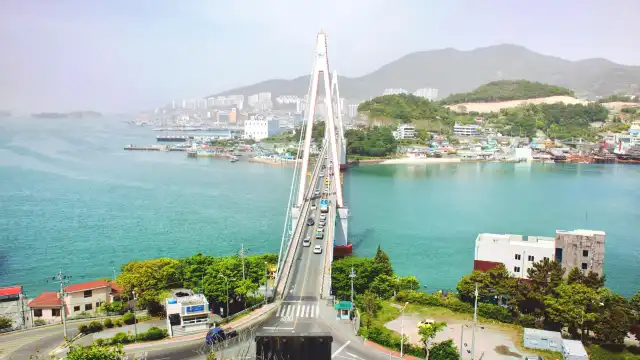 โรงแรมใกล้สะพานดอลซานดาเกโย