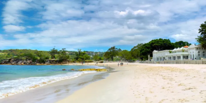 巴爾莫勒爾海灘