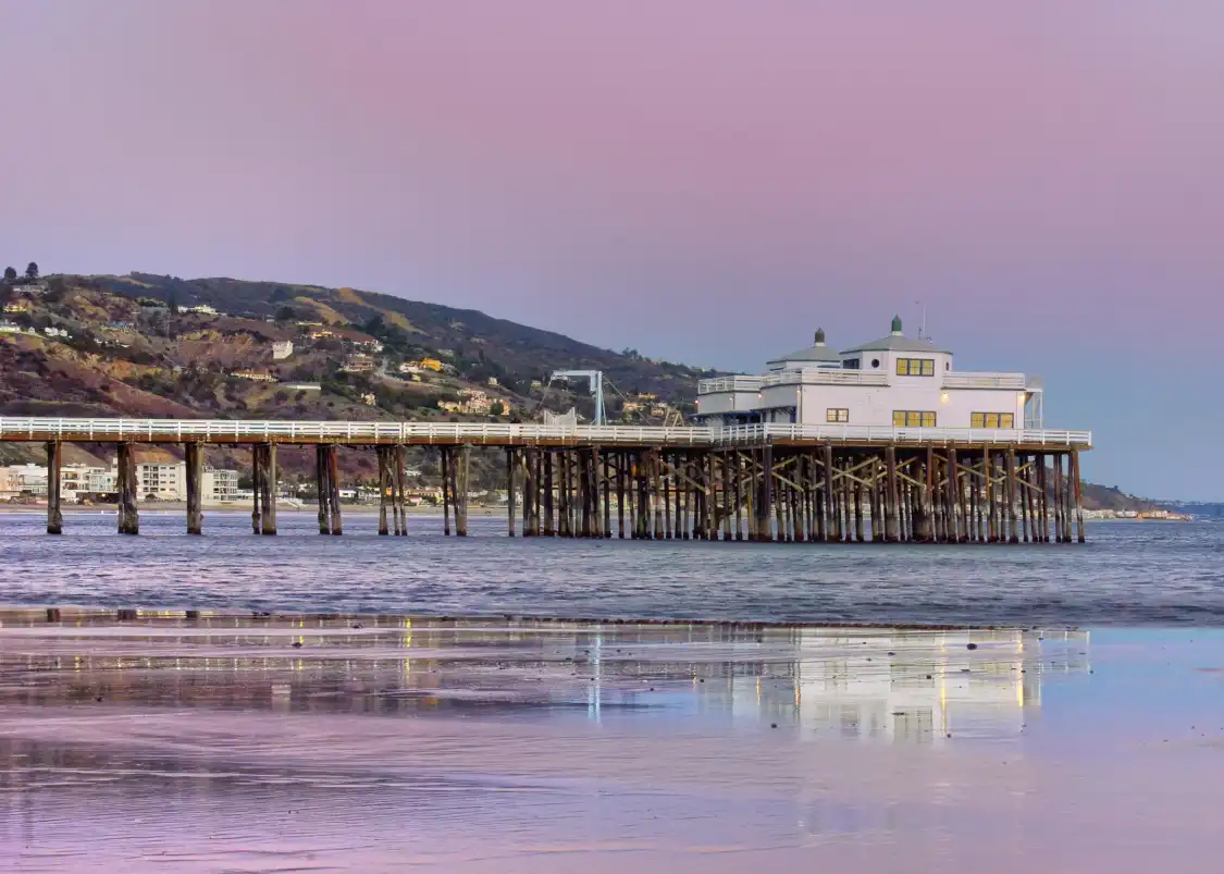 Hotels near Malibu Lagoon State Beach