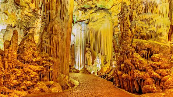 Luray Caverns
