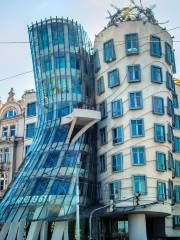 Dancing House