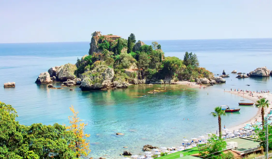 Hotels near Isola Bella