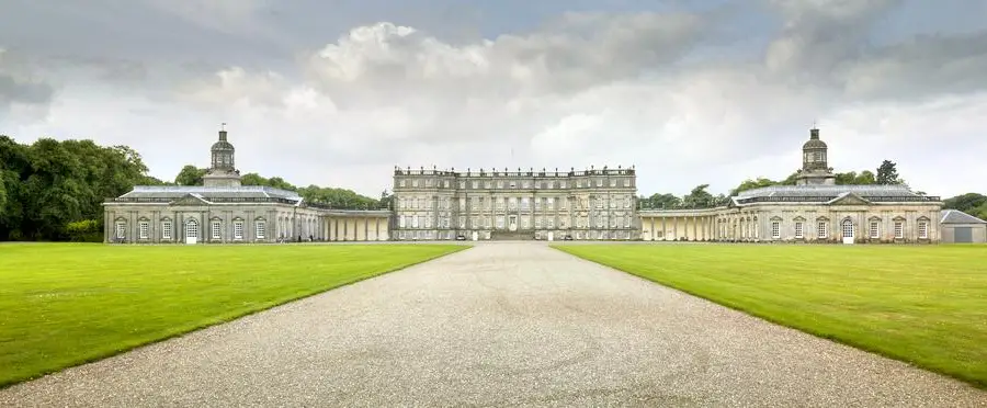 Hopetoun House