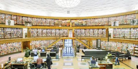 斯德哥爾摩公共圖書館
