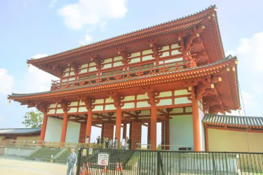 Suzakumon Gate