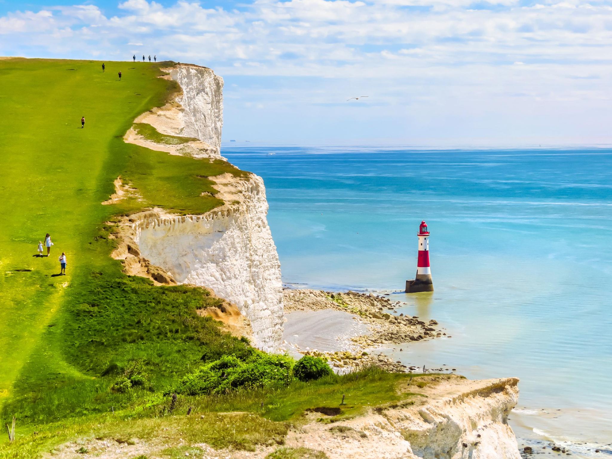 Brighton Beach + White Cliffs of Dover Day Tour [Private Charter Route | Chinese-Speaking Driver Guide]