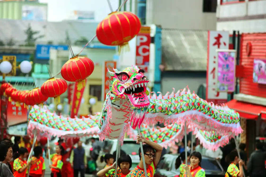 Hotels near Ongpin St