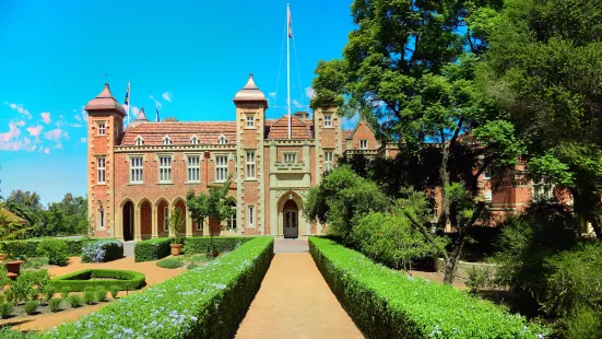 Perth Town Hall