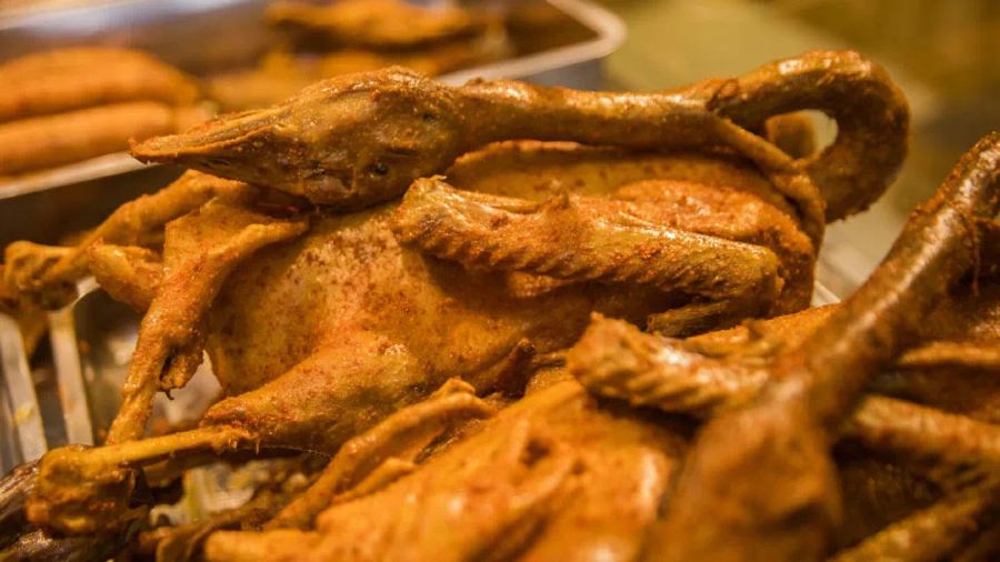 阿练哥正宗岚谷熏鹅