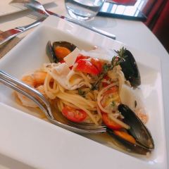 Khema Pasteur User Photo