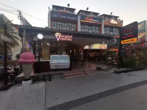 Ahmad Al-Bab Restaurant