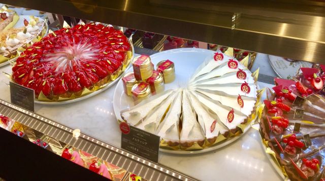 Patisserie Tooth Tooth
