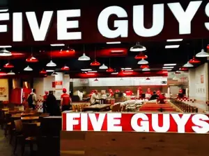 Five Guys Braehead Glasgow