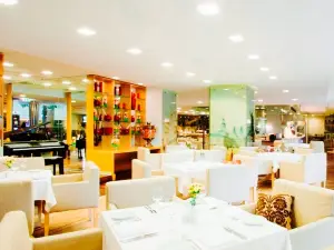 Real Food Restaurant