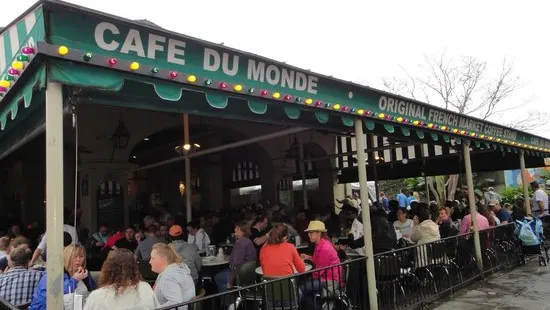 Cafe Du Monde - Mandeville