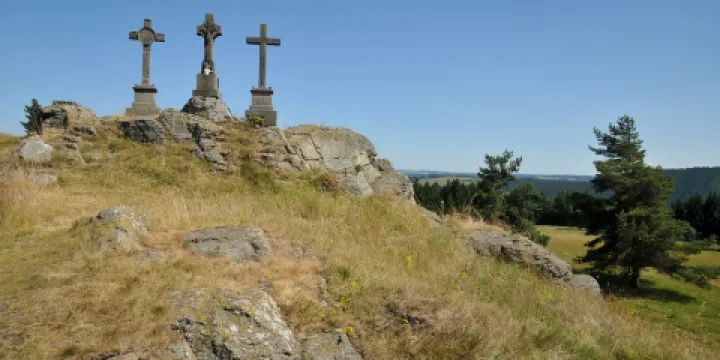 三個十字架瞭望亭