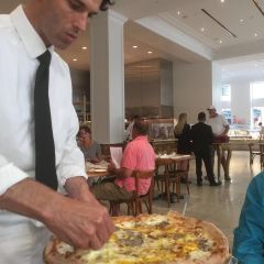 Bottega Louie User Photo