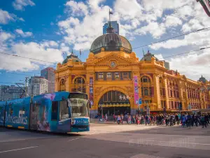 Flinders Street Railway Station