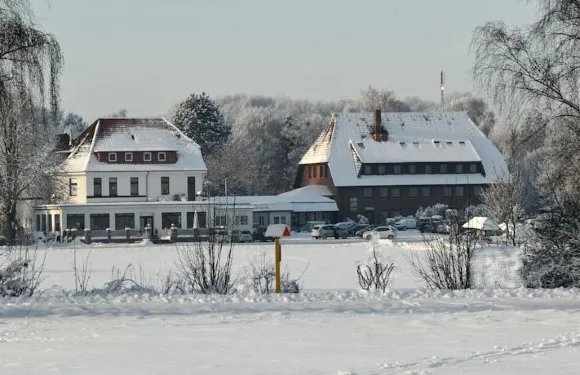 科爾德阿肯特酒店&玫瑰園餐廳