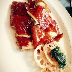 LUNG KING HEEN User Photo